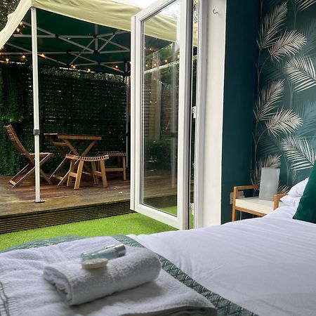 Stylish & Cosy Margate Escape With Hot Tub And Log Burner Dogs Welcome Exterior foto